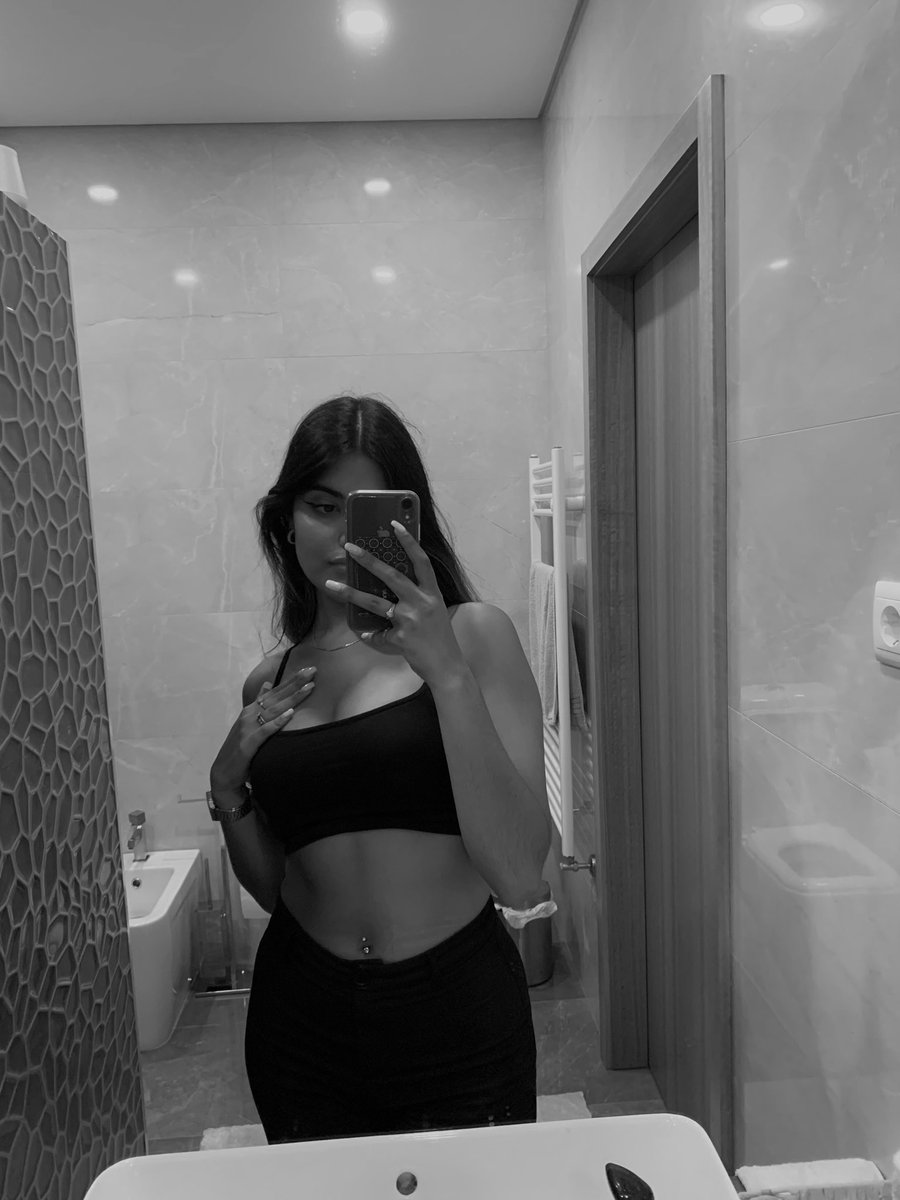 Sara🦋 tweet media