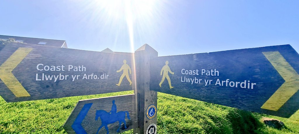 An amazing walk recce today around Rhossili & worm's head @WalesCoastPath @SwanseaCouncil #Gower.Amazing beaches, cliffs, scenery and fantastic walking & I'll be leading a walk here for @gwefanmeddwl on the 30th.