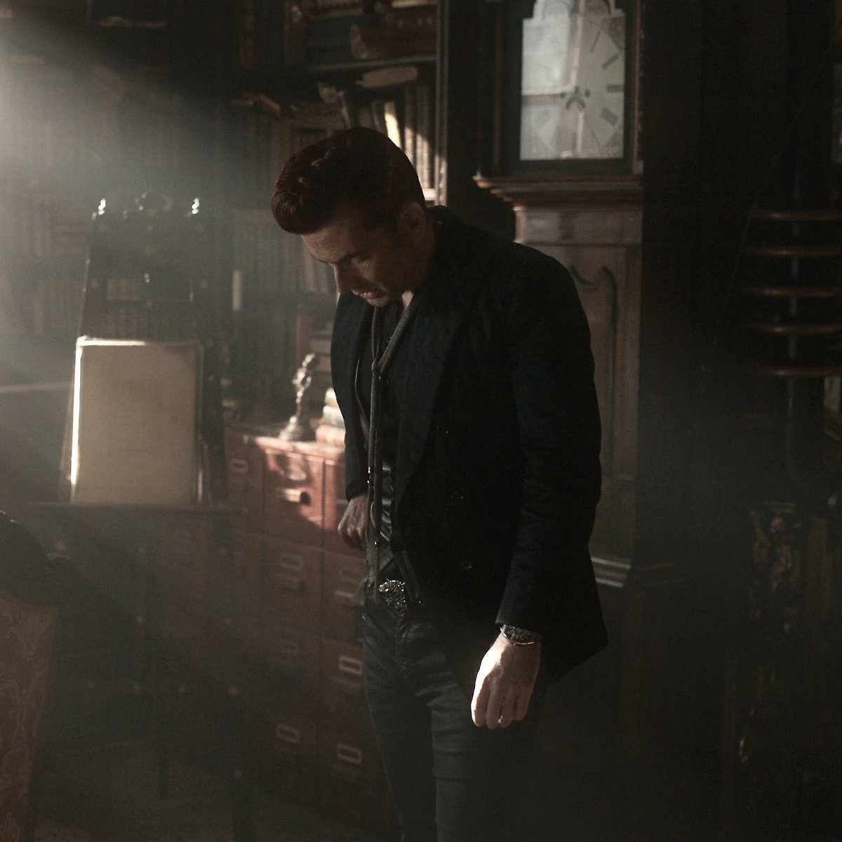 sheen365's tweet photo. “We never talked… about love…” -Michael Sheen #Staged2
#GoodOmens2
#RenewGoodOmens
#GiveMeGoodOmens3OrGiveMeDeath https://t.co/TvkgZtaRQE