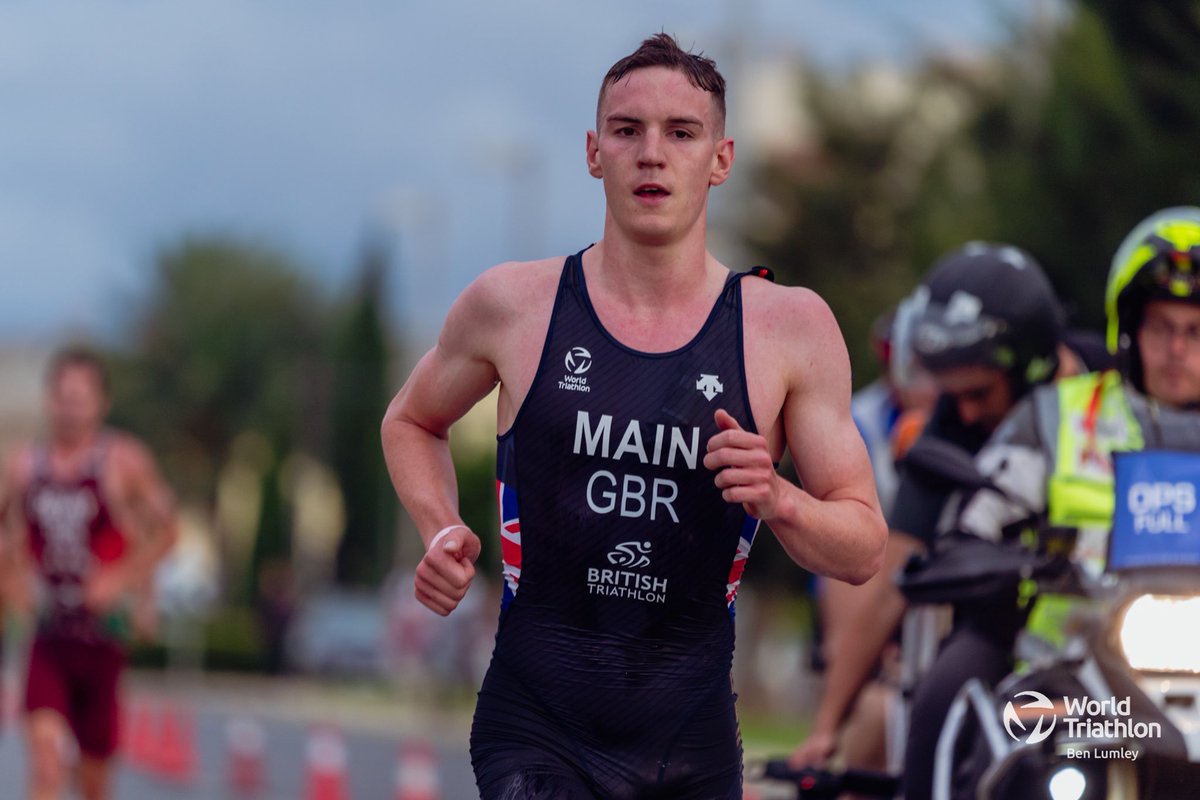 Crazy evening on Saturday at Valencia World Cup, coming home in 5th place 😎

Buzzing to put together a performance I’m really proud of. It’s been a difficult year or two but I never lost hope, this one means a lot.

📷: <a href="/worldtriathlon/">World Triathlon</a>