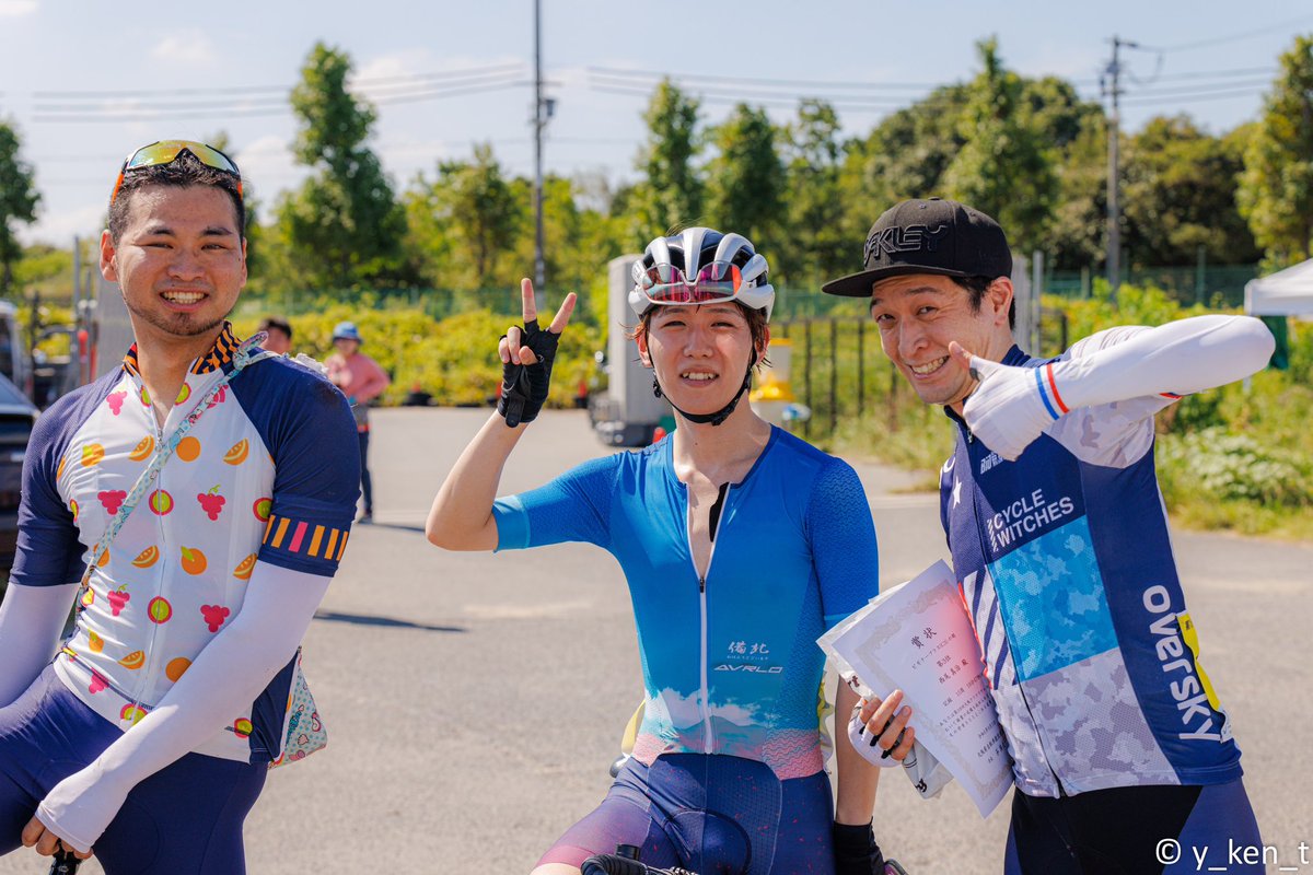 Oc__OkRr's tweet photo. 性懲りも無く まだ自転車に跨っている https://t.co/v8jYjwZAXZ
