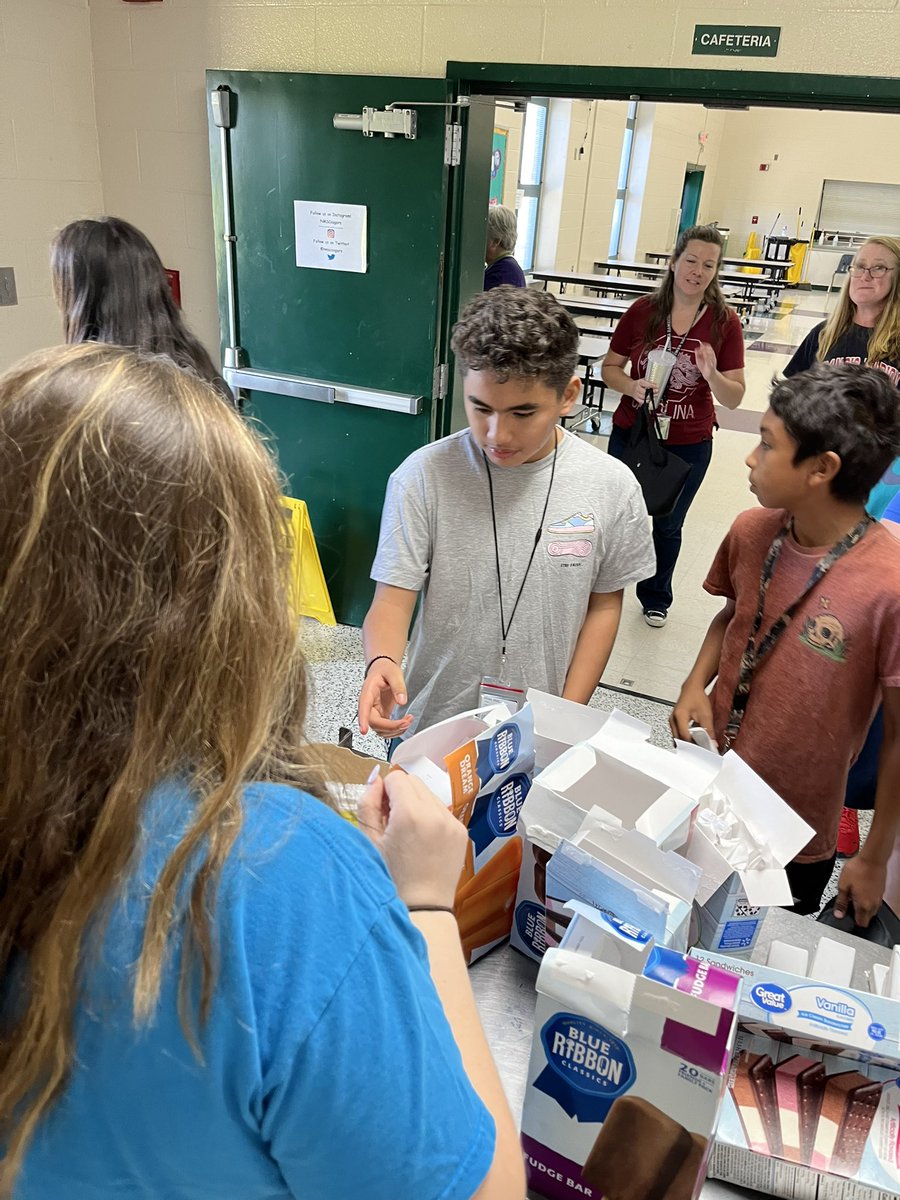 NMScougars's tweet photo. 🌟 Our first magical moment reward: No 🚫 referrals! Huge thanks to our community partner @Walmart for the sweet treat – ice cream for everyone! 🍦🙌 #CommunitySupport #IceCreamParty https://t.co/xzveBiHqzS