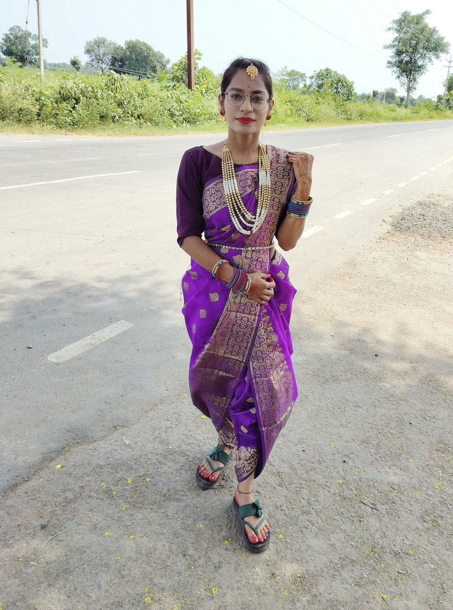 Shivani0607's tweet photo. कुछ जज्बात अनकहे ही अच्छे है ,

अहमियत खो देते है बयान करने के बाद ..!!

😘 कृपा मेरे महाकाल की 💕 https://t.co/kMeQFXI13j