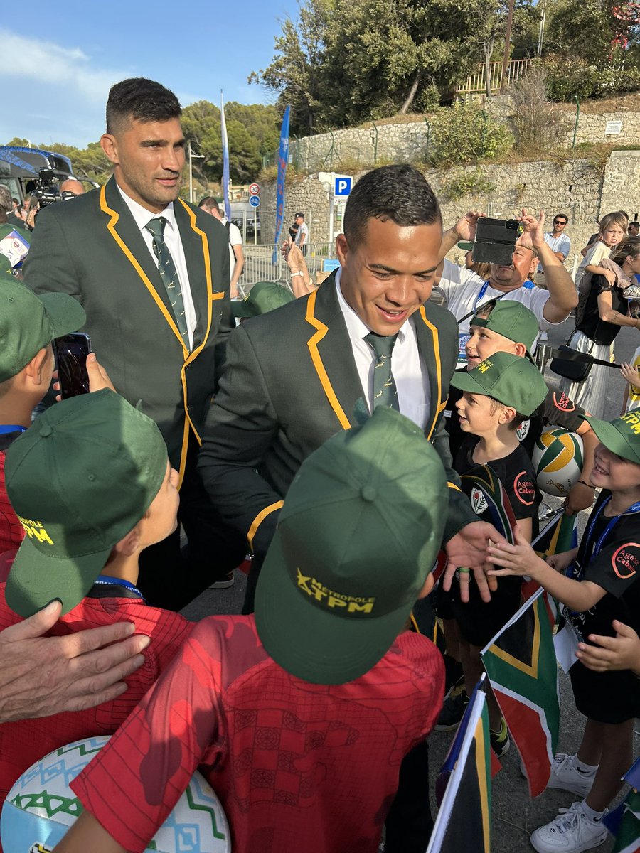 FredericCormary's tweet photo. 🇿🇦 Les Springboks participent à leur cérémonie d’accueil à La Tour Royale à Toulon où ils vont recevoir leurs capes. #RWC2023 #Rugby #AFS @SudOuest_Sport https://t.co/b96JtimYPh