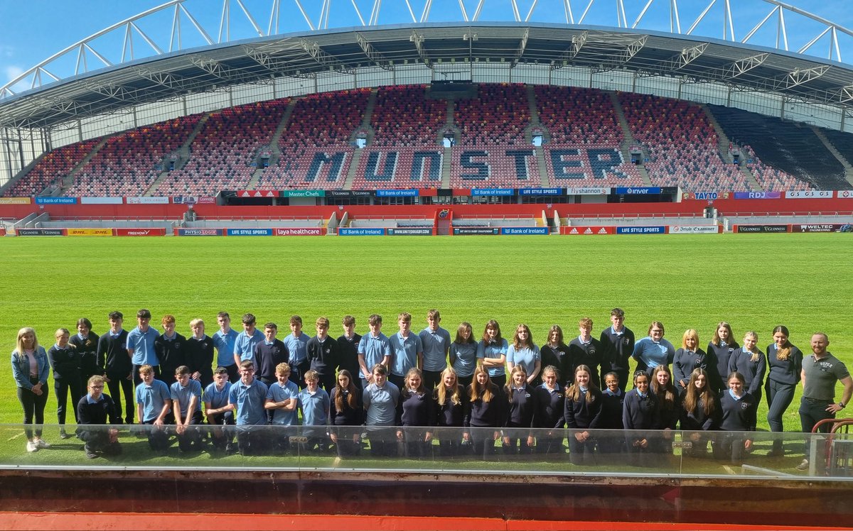 GerLyons6's tweet photo. The 🌞 was definitely shining as 3rd Geog. enjoyed a fascinating trip to @ESBGroup #Ardnacrushatours this morning where they got a tour of the largest HEP Station in the 🌎 when built a century ago! This was followed by an excellent Museum and Stadium Tour of @thomondstadium https://t.co/D2dhQ1tilz