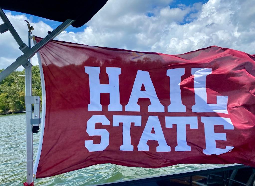 Billy Tucker tweet media