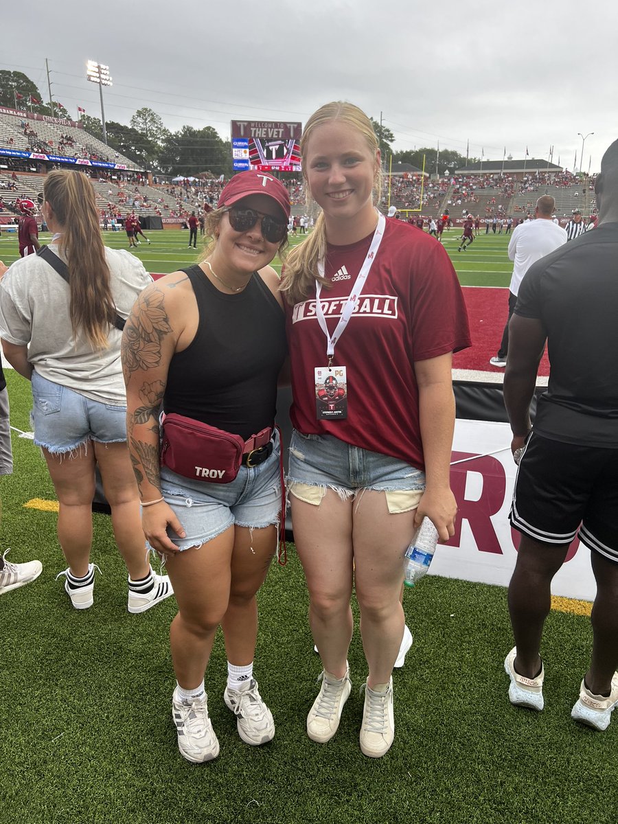 ally fleck tweet media