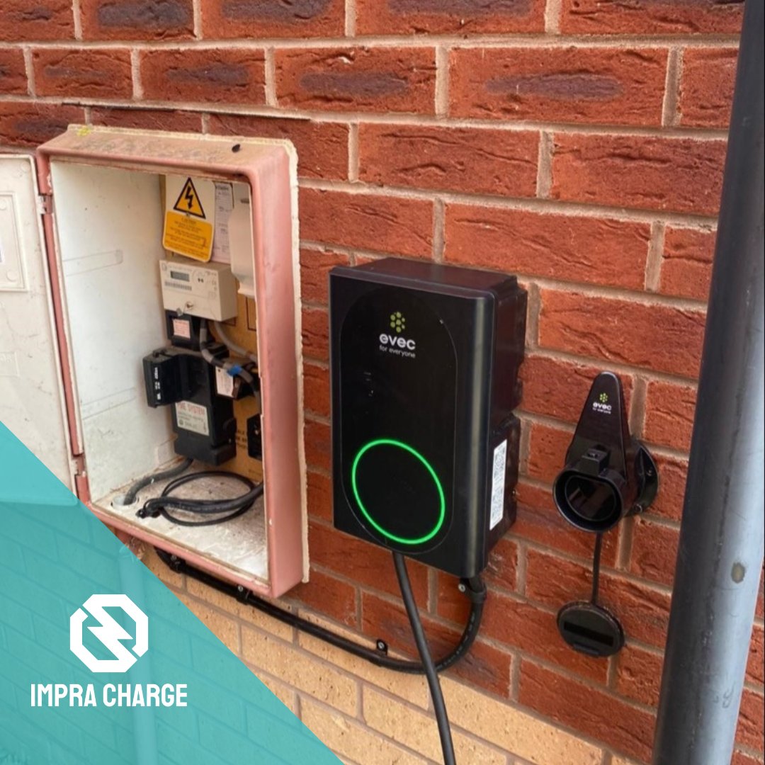 impracharge's tweet image. Recent EVEC installation for a cherished customer. 🔌⚡️

✨️ Did you know we offer installation within 14 days of approval?

Check out our website for your free quote.

You can also reach our friendly team on 0333 335 5740. Email at contact@impracharge.co.uk

#evec #impracharge