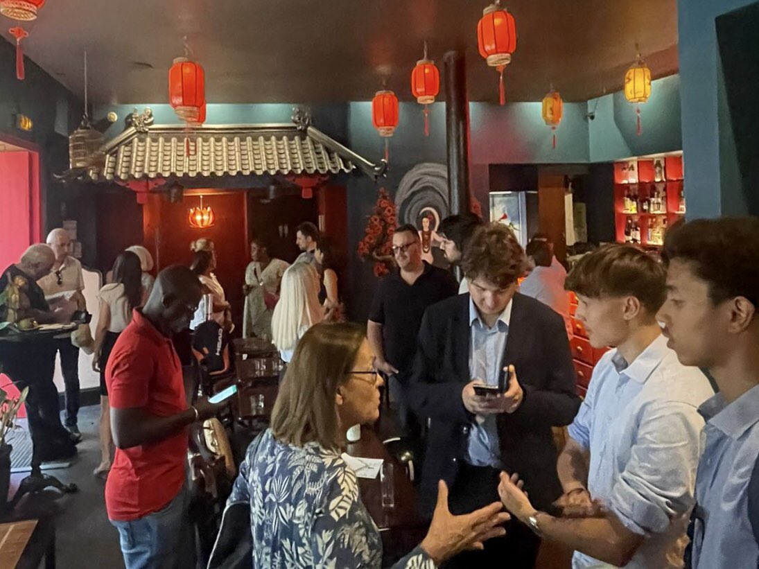 🔵 Ce dimanche avait lieu la rentrée des militants <a href="/HorizonsParis13/">Horizons Paris 13ème</a> avec un point sur nos actions à venir 
⚪️ Bon moment convivial avant de débuter le mois de septembre à #Paris13 !

#JeRejoinsHorizons