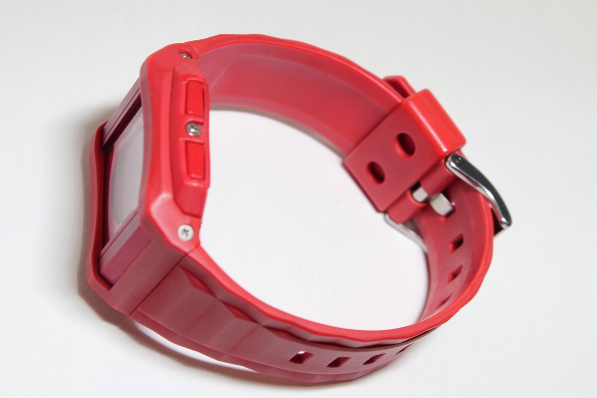 GshockTkhs's tweet image. For sale now CASIO BG-810 square red Baby G ebay.com/itm/2556561211… #squarewatch #bg810