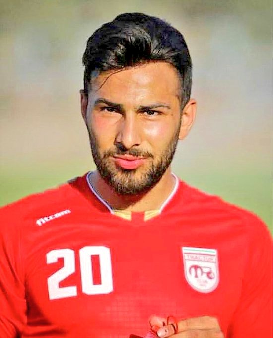 #AmirNasrAzadani(27),an Iranian football player & 1 of the detainees of the current #IranRevolution,has been sentenced to 26 yrs in prison just for standing up for the people of Iran! He has pleaded for help from the int'l community.
#IRPoliticalPrisonersVoice
#امیر_نصر_آزادانی