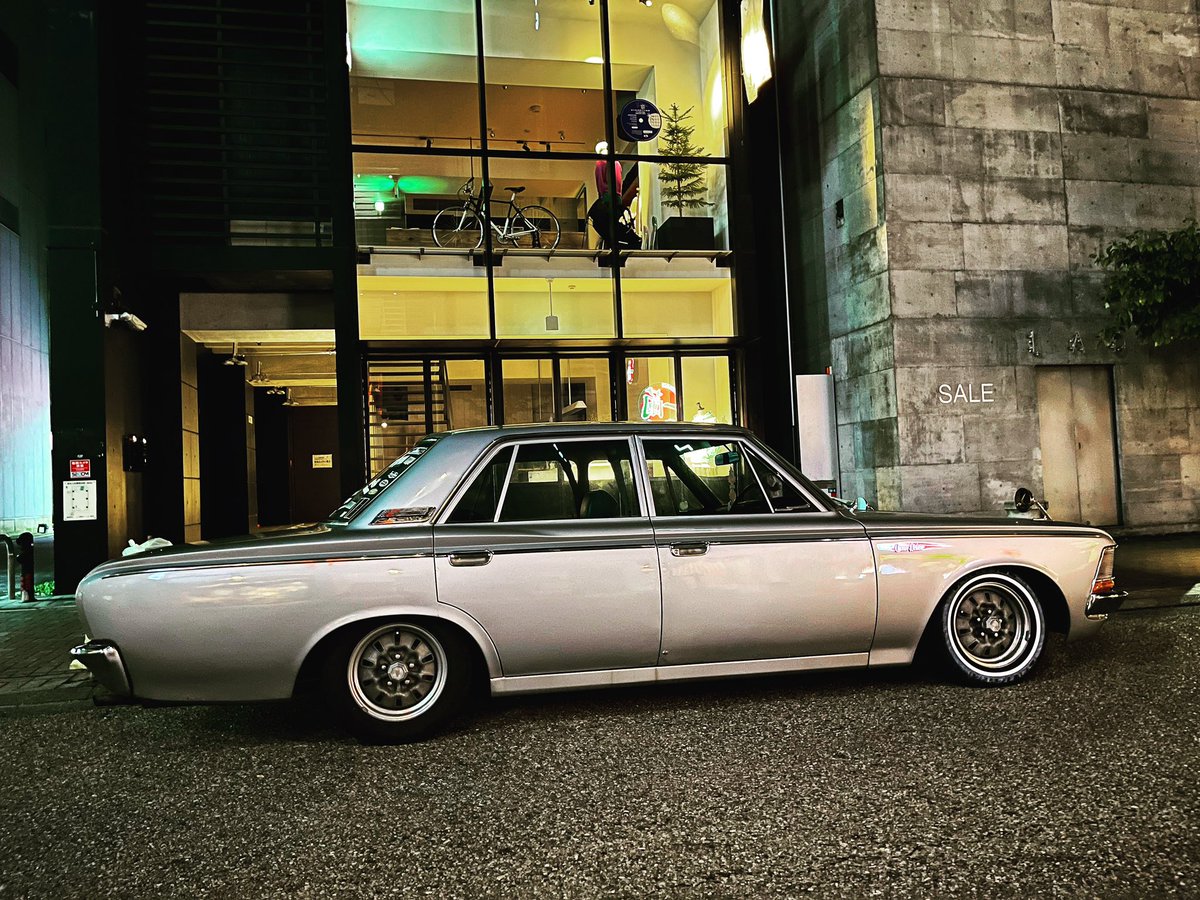 我が家のクラウンは相変わらず最高のままです