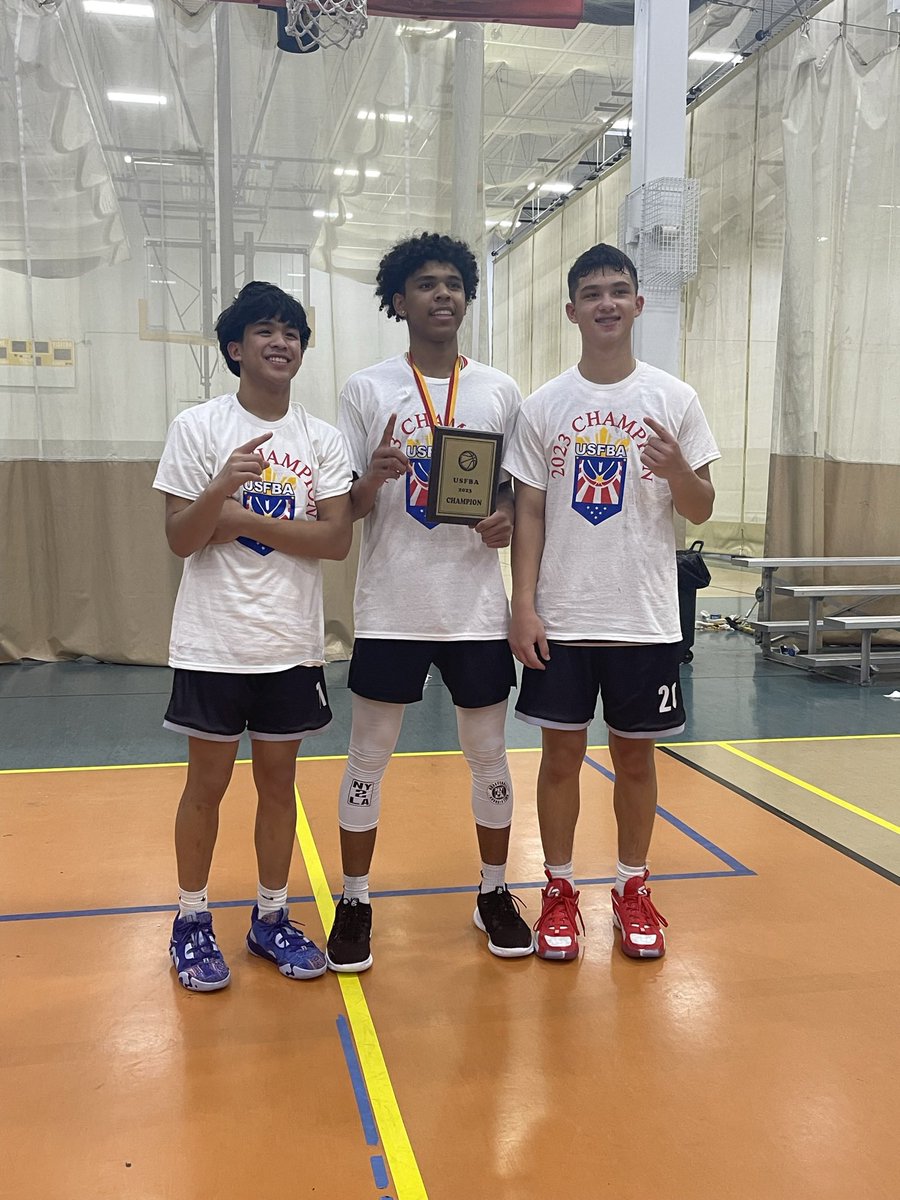ZachPlate's tweet photo. USFBA 17u champs🇵🇭 https://t.co/sVZ3Kxo2ET
