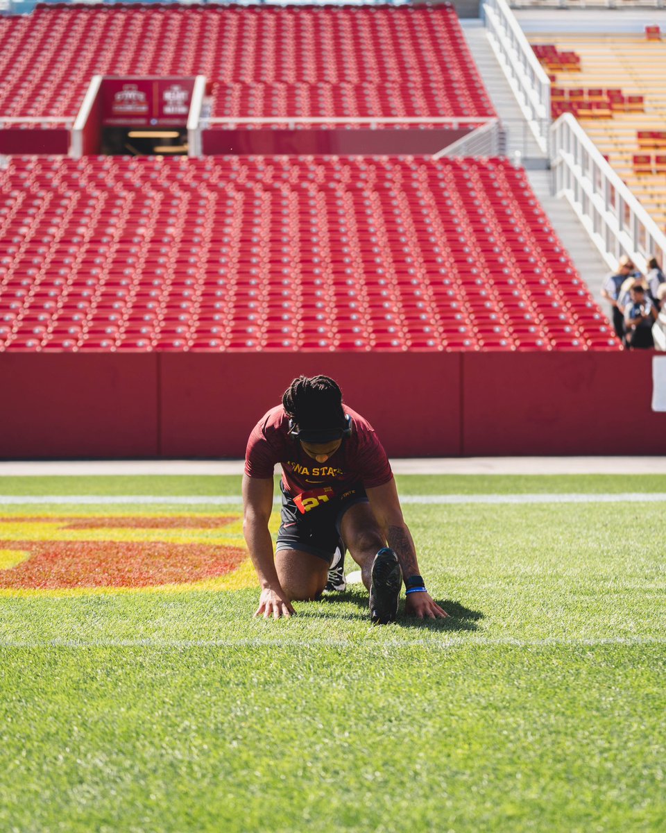 jamo✌🏽 tweet media