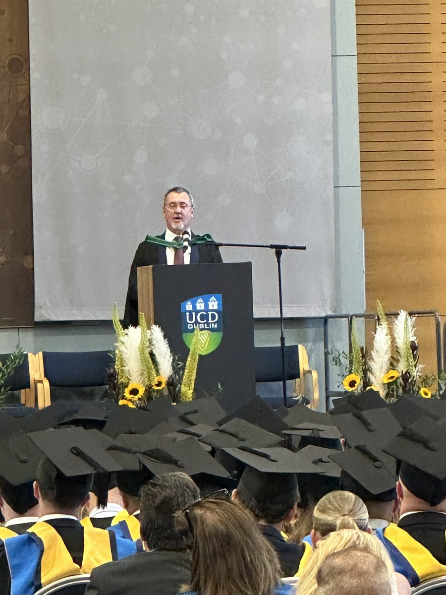 Some great advice on offer from <a href="/ucdagfood/">UCD School Ag & Food</a> alumnus Jim O’Toole, Chief Executive Officer <a href="/Bordbia/">Bord Bia - The Irish Food Board</a> who provided a fantastic address at today’s <a href="/ucdagfood/">UCD School Ag & Food</a> Conferring Ceremony.