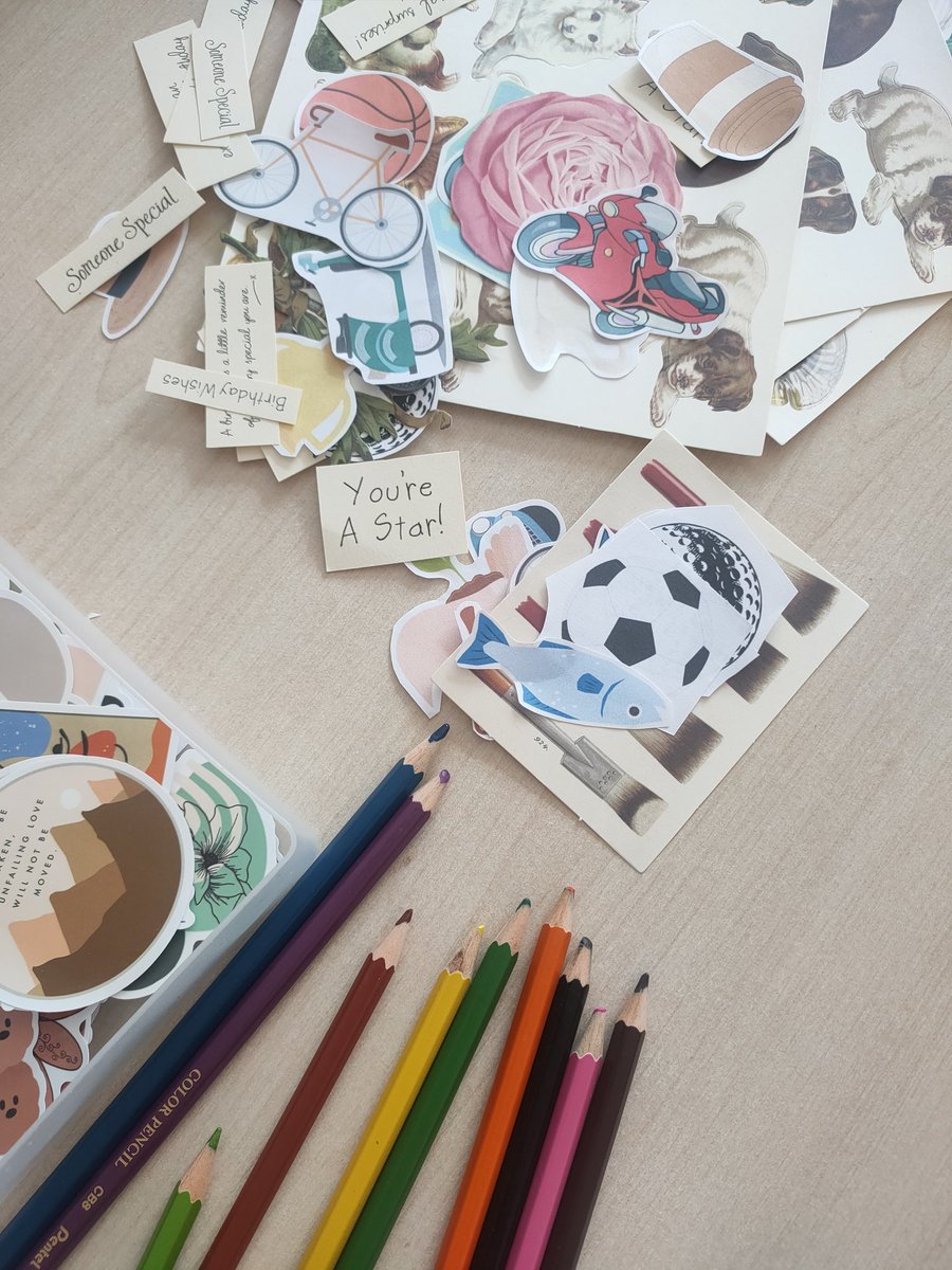 TempEliza's tweet photo. a calming card making activity for family and friends on the wards today @ArcStockport @PennineCareNHS @PennineCAMHS @sodelafo  #art #Mindfulness #arttherapy https://t.co/YIzZkE9YTx