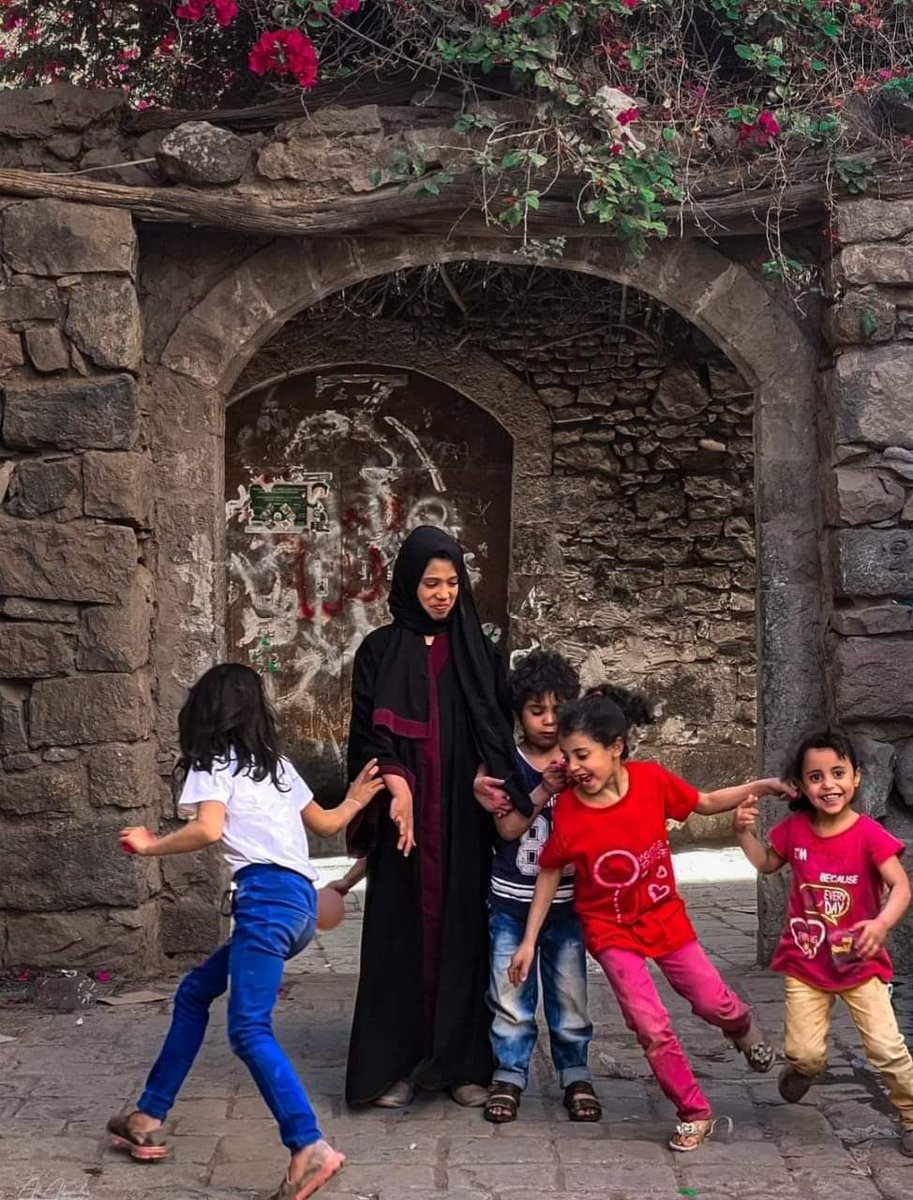 fayya22's tweet photo. وجوه انهكتها الحرب

#اليمن https://t.co/cTBYrEZxKn