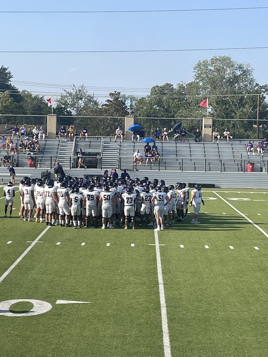 Proud Mama of <a href="/Bentley5one/">Bentley 5one</a>  and so glad to see him in 51!! 💜 💛 let's go cru! <a href="/CruFootball/">UMHB Football🏈</a> <a href="/BHSPrincipalB/">Chad Bentley</a>