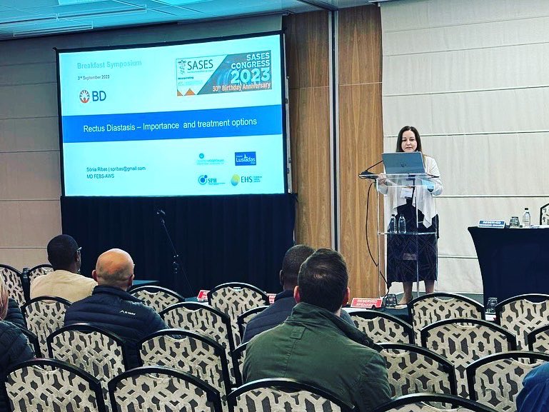 SoniaSRibas's tweet photo. Excellent Hernia Surgery Sessions on SASES in Cape Town, South Africa. A pleasure and honor to give my contribution! Thank you Heather Bougard for the invitation.
#southafrica #capetown #SASES #herniafriends #itsnotjustahernia https://t.co/ni6tFFte3I