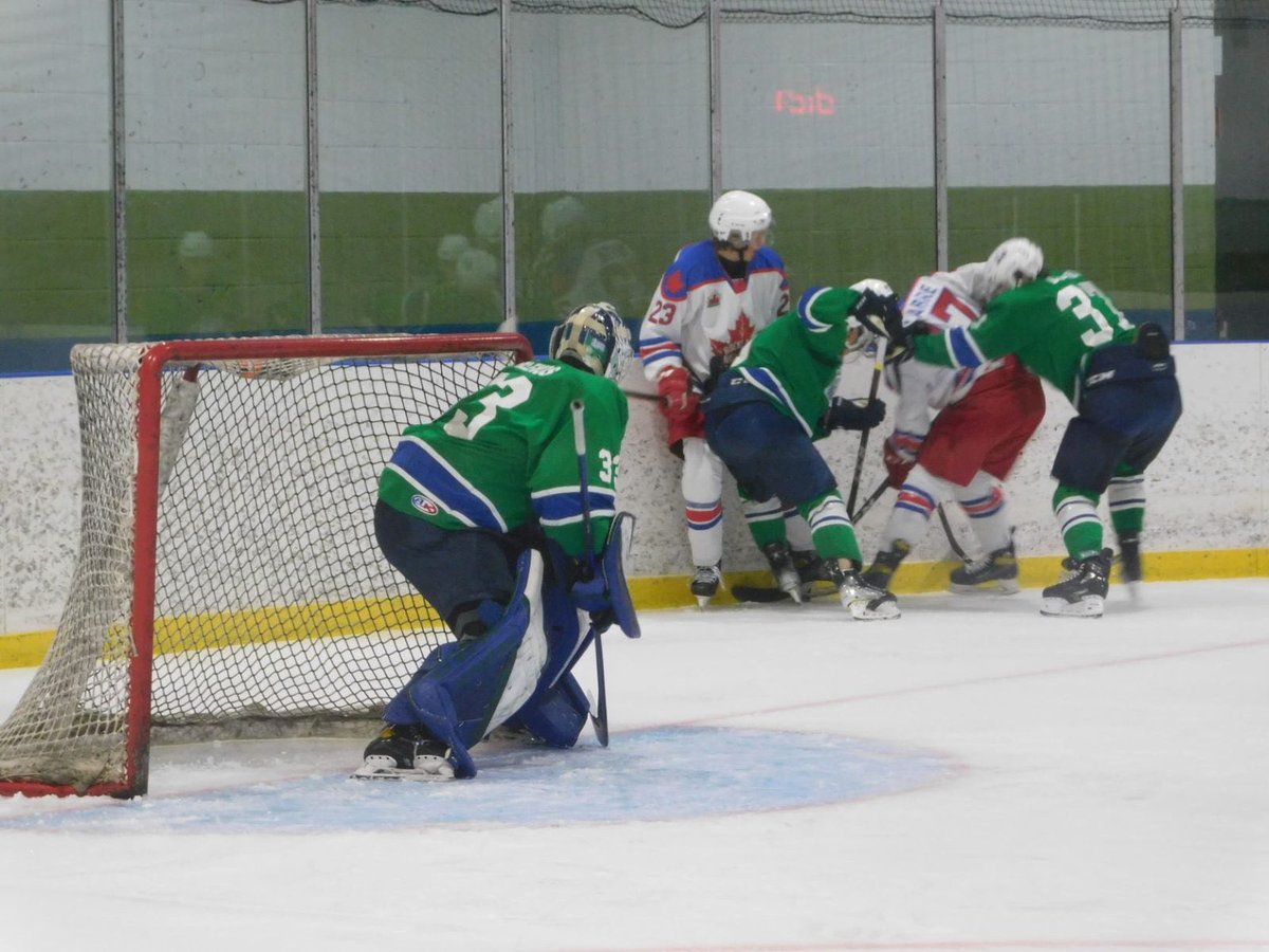 The Flock play their only home exhibition game this Friday, September 8th when we welcome the <a href="/RocklandNatsJrA/">Rockland Nationals</a>. Tickets are only $5. #FearTheFlock <a href="/TheCCHL/">The CCHL</a>