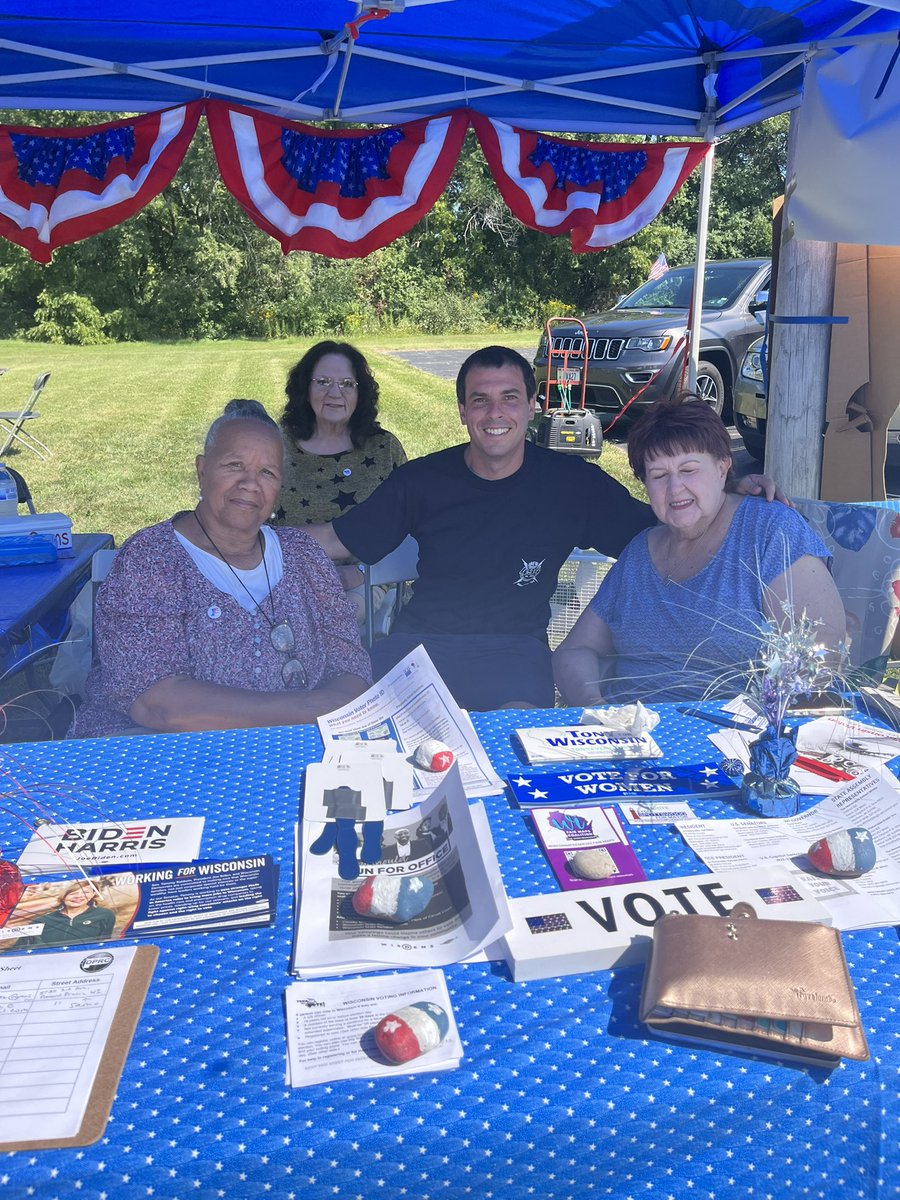Alex Lasry (@alexlasrywi) on Twitter photo It was great celebrating Labor Day in Milwaukee and Racine with my friends in labor and some of their greatest champions! <a href="/IBEW/">IBEW</a> <a href="/DavidCrowleyWI/">County Executive David Crowley</a> <a href="/GovEvers/">Governor Tony Evers</a> It was great celebrating Labor Day in Milwaukee and Racine with my friends in labor and some of their greatest champions! <a href="/IBEW/">IBEW</a> <a href="/DavidCrowleyWI/">County Executive David Crowley</a> <a href="/GovEvers/">Governor Tony Evers</a>