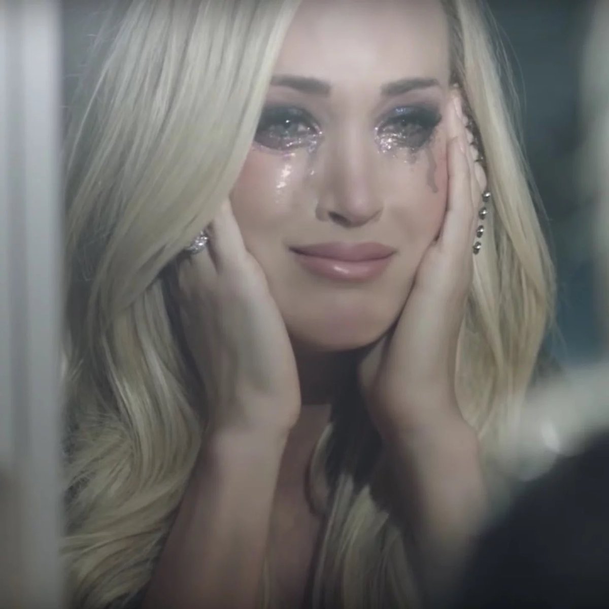 You can pretty lie
And say it's okay
You can pretty smile
And just walk away
Pretty much fake your way through anything
But, you can't cry pretty
#crypretty #carrieunderwood @carrieunderwood @Carries_Country