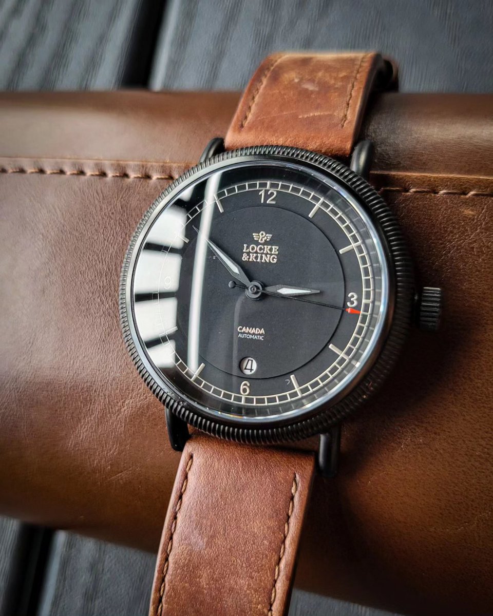 Labour Day in #HamOnt means both observing a deep respect for workers rights, &amp; that it's time for the Labour Day Classic, the longstanding <a href="/cfl/">CFL</a> rivalry between our black &amp; yellow <a href="/Ticats/">Hamilton Tiger-Cats</a> &amp; the blue <a href="/TorontoArgos/">Toronto Argonauts</a>.

 Have you got your tickets?

lockeandking.ca