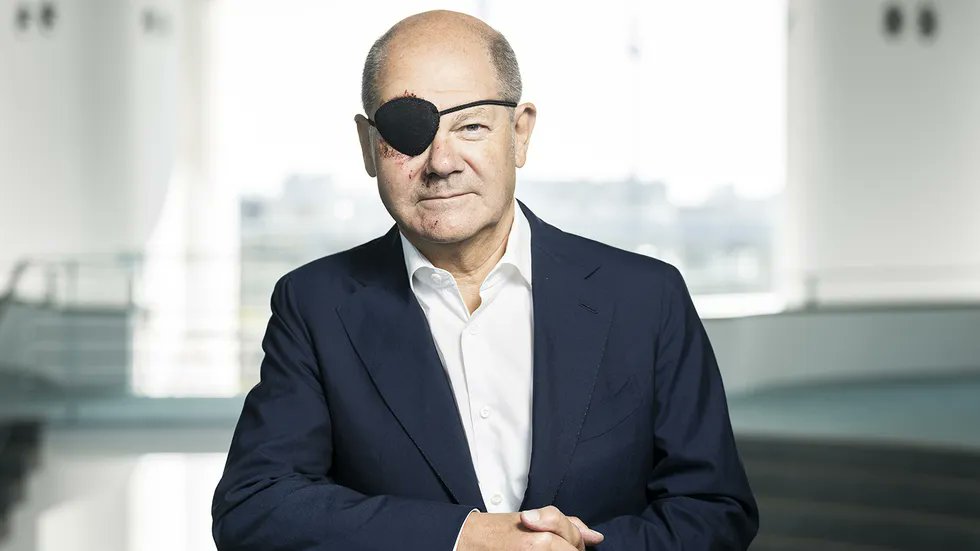 Cheenzman's tweet photo. Nick Fury? 🤔
#OlafScholz #NickFury #SecretInvasion #MarvelsAgentsOfSHIELD #Marvel #SHIELD #Avengers #MCU #MarvelStudios https://t.co/5Ye307z7Zu