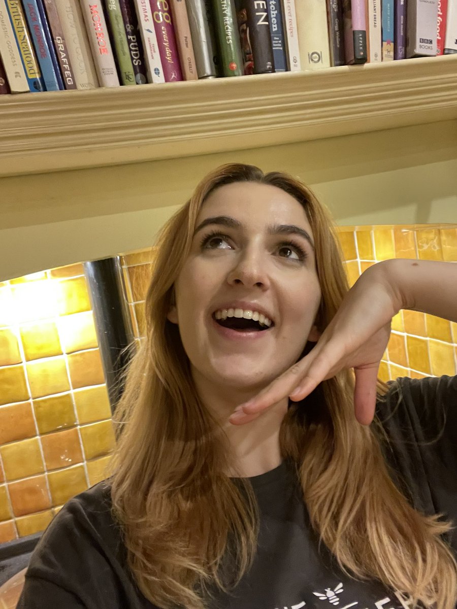 Lady Piptator tweet media