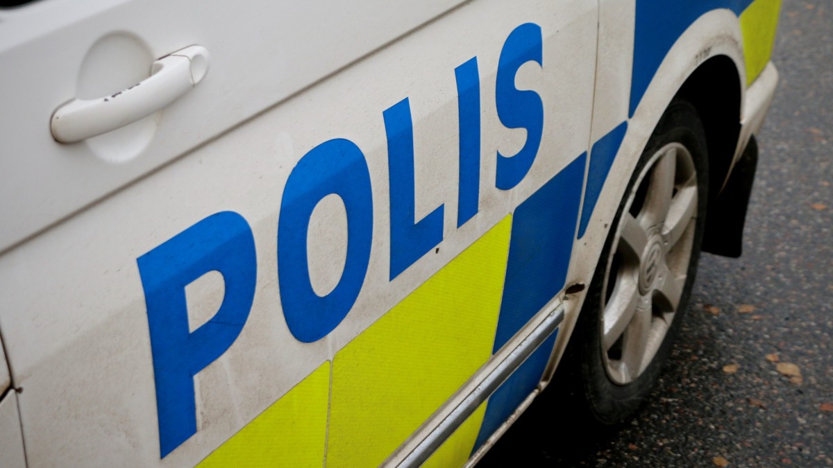 Skadade handen i arbetsplatsolycka dlvr.it/Svcv97