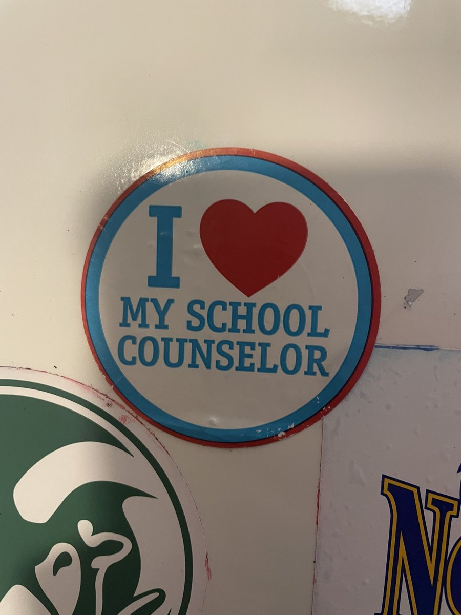 clamiiiii's tweet photo. i ❤️ my school counselor https://t.co/8HO8nUAcuk