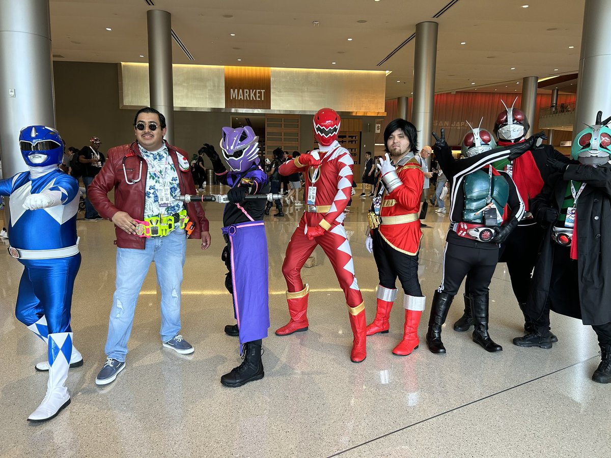 legitjohnsteven's tweet photo. San Japan (Year 14) was fun this year!

Friday: San Antonio Pub Run as Fire Power Mario
Saturday: MMPR Blue Ranger.
Saturday Rave: Billy Cranston with Toy Morpher 
Sunday: Bombastic Bag Man

#sanjapan #texascosplayer #latinocosplayer #mmpr #spiderman #mario #sapubrun https://t.co/yHCdPM0Eqg