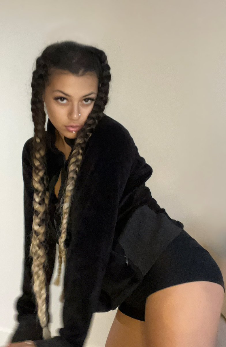 hurting made me hotter 🔥 #bi #mixed #hot #model