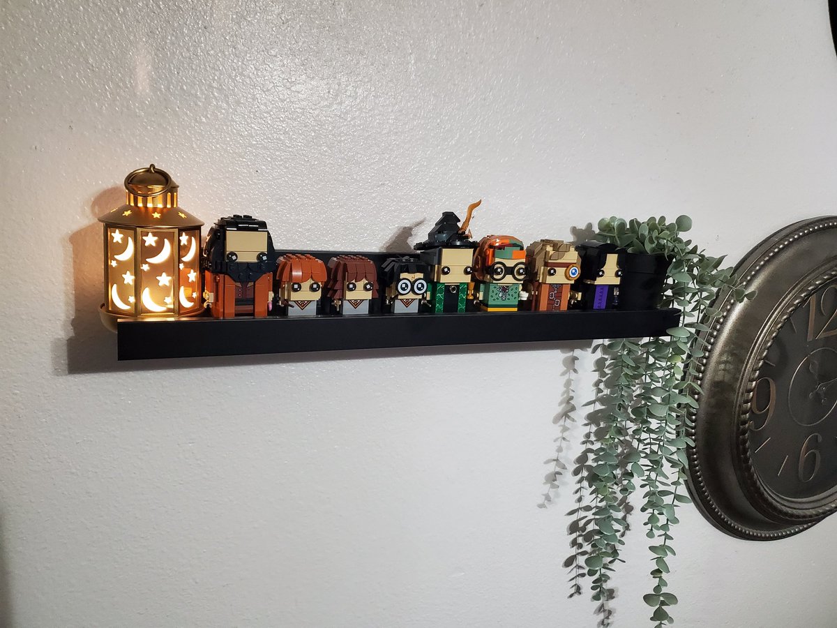 Jess_fer15's tweet photo. About 3 hours for the legos 
About a month to put the shelf up 😂 https://t.co/Hkg5lXXn7o