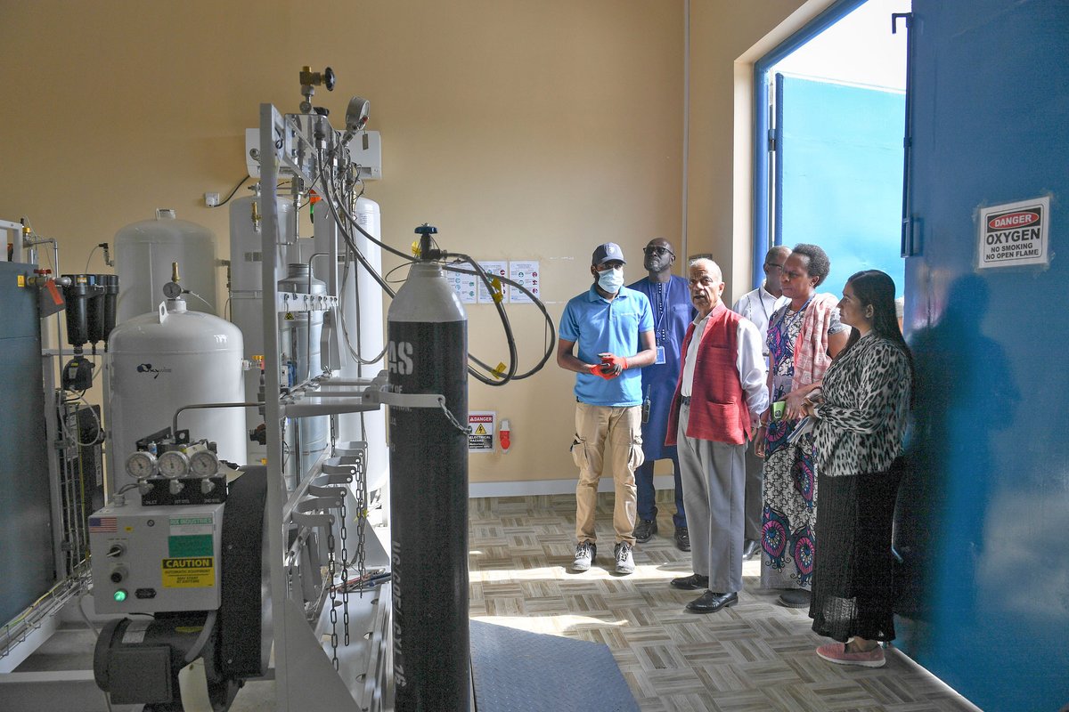 UNSOS (@unsos_) on Twitter photo Today in #Mogadishu, the USG <a href="/UN_OpSupport/">UN Department of Operational Support</a>, Atul Khare, toured #UNSOS and <a href="/ATMIS_Somalia/">ATMIS</a> Level Two hospitals. The USG was accompanied by the Head of #UNSOS, ASG <a href="/AKacyira/">Dr. Aisa Kirabo Kacyira</a>, and other senior UN and ATMIS officials. They were briefed on the status of the two medical facilities and Today in #Mogadishu, the USG <a href="/UN_OpSupport/">UN Department of Operational Support</a>, Atul Khare, toured #UNSOS and <a href="/ATMIS_Somalia/">ATMIS</a> Level Two hospitals. The USG was accompanied by the Head of #UNSOS, ASG <a href="/AKacyira/">Dr. Aisa Kirabo Kacyira</a>, and other senior UN and ATMIS officials. They were briefed on the status of the two medical facilities and