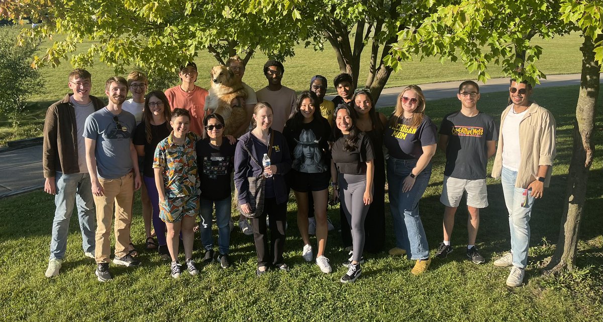 Sanford Lab BBQ to celebrate a great summer 2023 ☀️ Looking forward to the start of another academic year!