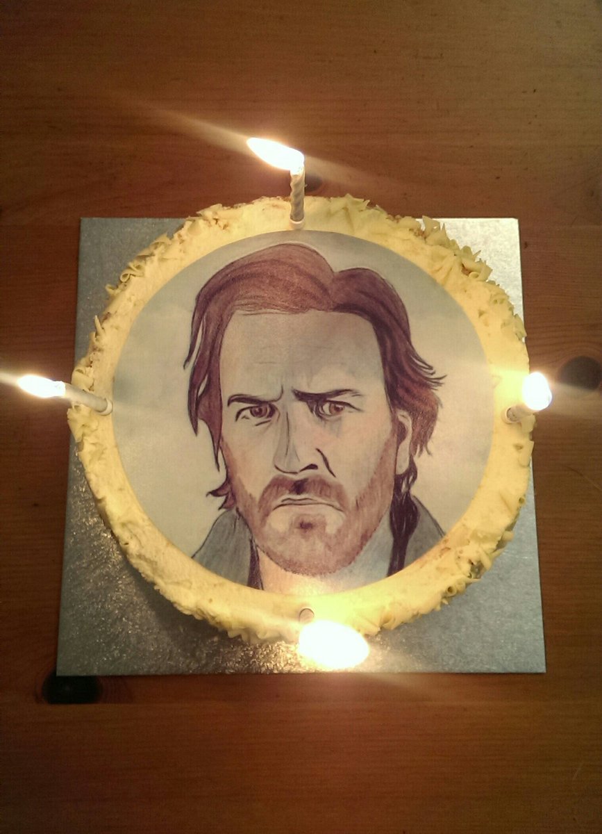 Fun fact, <a href="/dicksp8jr/">Richard Speight, Jr.</a>'s birthday marks the anniversary of him accepting the role of Roger in @artistgp2 and @Citizen_Case's horror comedy <a href="/drivenmovie/">Driven</a>.
Which makes this birthday cake I made apropos.