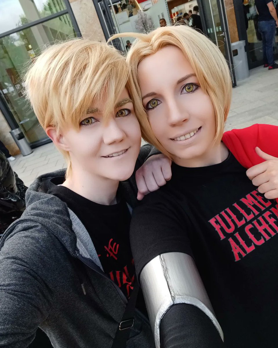 _Rinni_'s tweet photo. Connichi war bombe ❤️ https://t.co/ftWe1wQ3LM