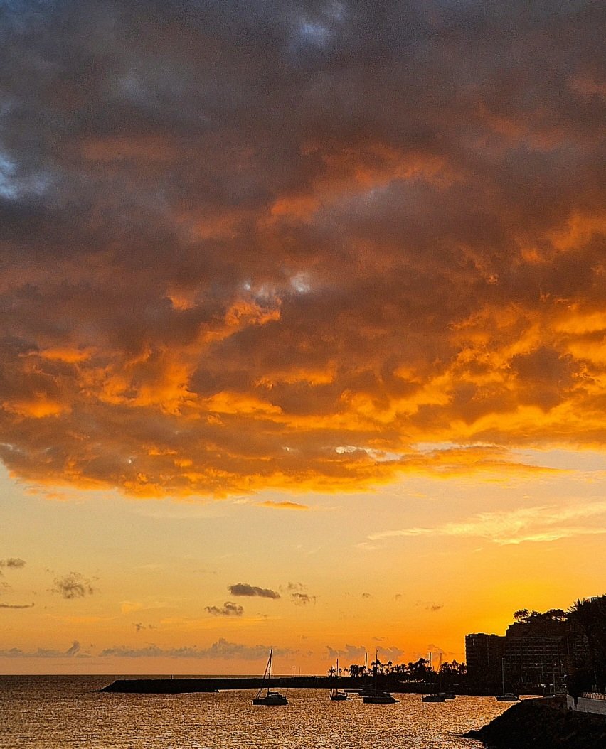 albarodriguezhe's tweet photo. Atardecer en Patalavaca! ❤️❤️ #Patalavaca #arguineguín #GranCanaria #IslasCanariaa #4DeSeptiembre #FelizNoche @EmocionesCan https://t.co/92sBYmHeXE