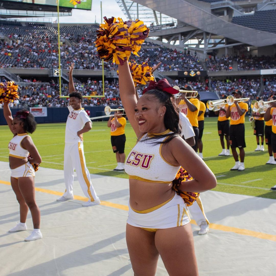 CentralState87's tweet image. Celebrating an epic win at the 2023 Chicago Football Classic! 🏈✨ Central State University, an HBCU, proudly shares photos and images commemorating the Marauders&apos; thrilling victory over Mississippi Valley State, 24-21. 💪💛 #CSUMarauders #ChicagoFootballClassic #Victory #HBCU