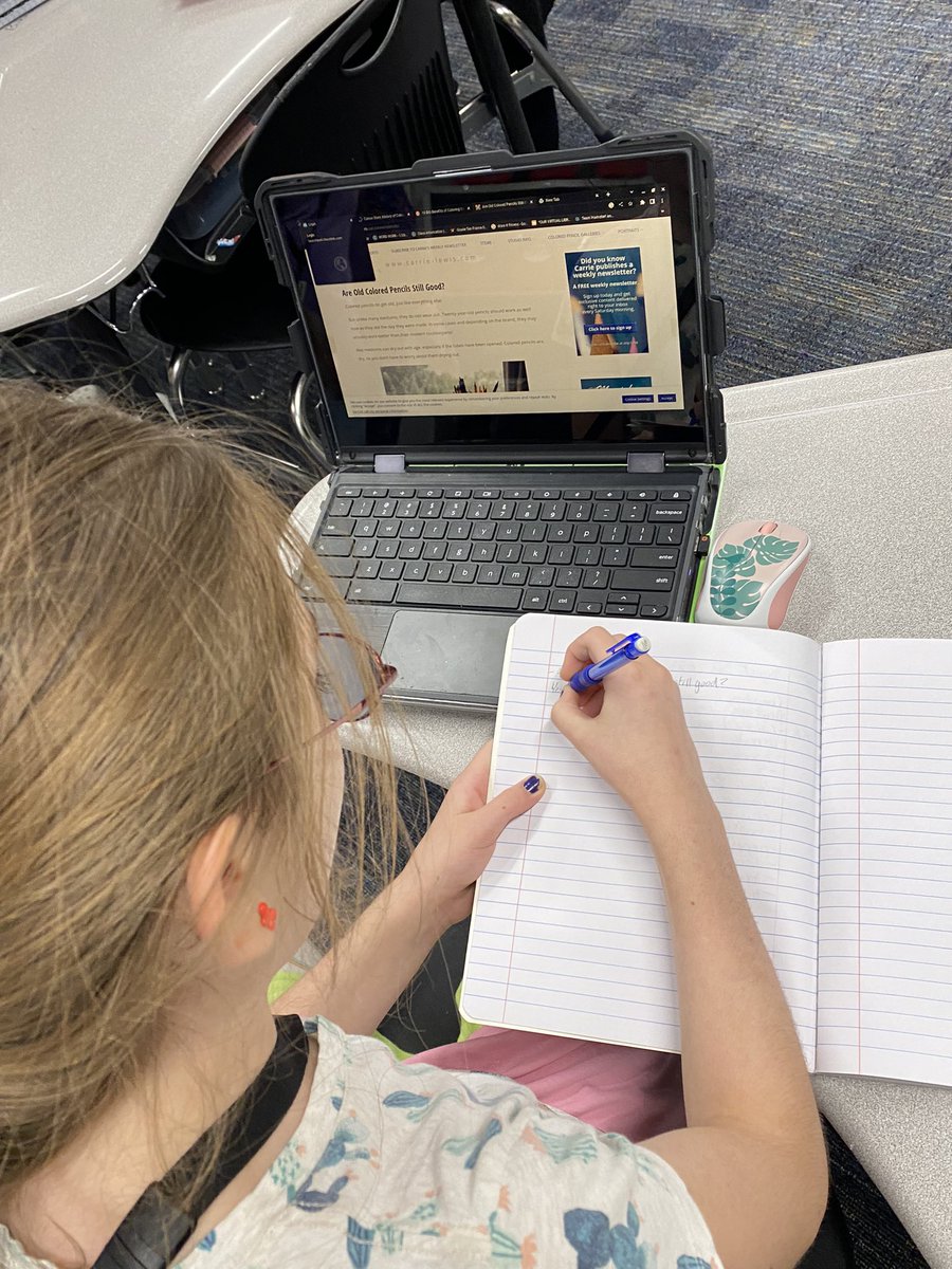CFISD_Hancock's tweet photo. These #FifthGraders in Mrs. Cox’s class were working hard on researching inventions and inventors! #Research #Inventors 💻 ✏️ @FelderTamera @CarrieAnneEd @MrsCox5th @NatashaJernagin @JonesAshsmith1 #ELAR https://t.co/e4K00WgyNb