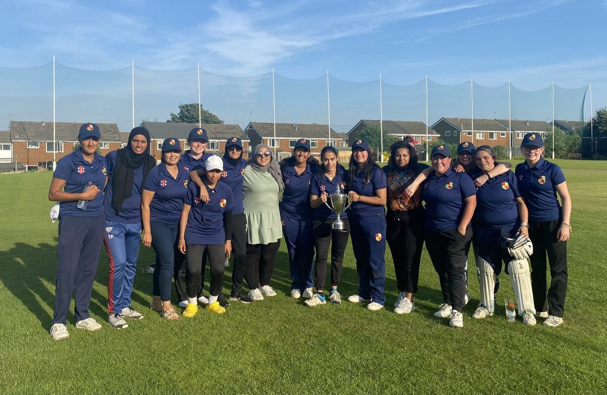 BpalCricket's tweet photo. 🏏🏆WYWGCL CHAMPIONS🏆🏏

What a season it’s been!! The ladies have truly come together this year &amp; worked incredibly hard as a team, each week giving 100%. Well done everyone, massive congratulations🙌

Thanks to @PSLCC for putting up a great fight!

@wywgcl @cricketyorks https://t.co/ihxchOCW21
