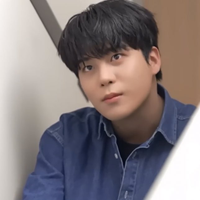 thinkinabt8teez's tweet photo. he’s so adorable https://t.co/hehU0pKsR8