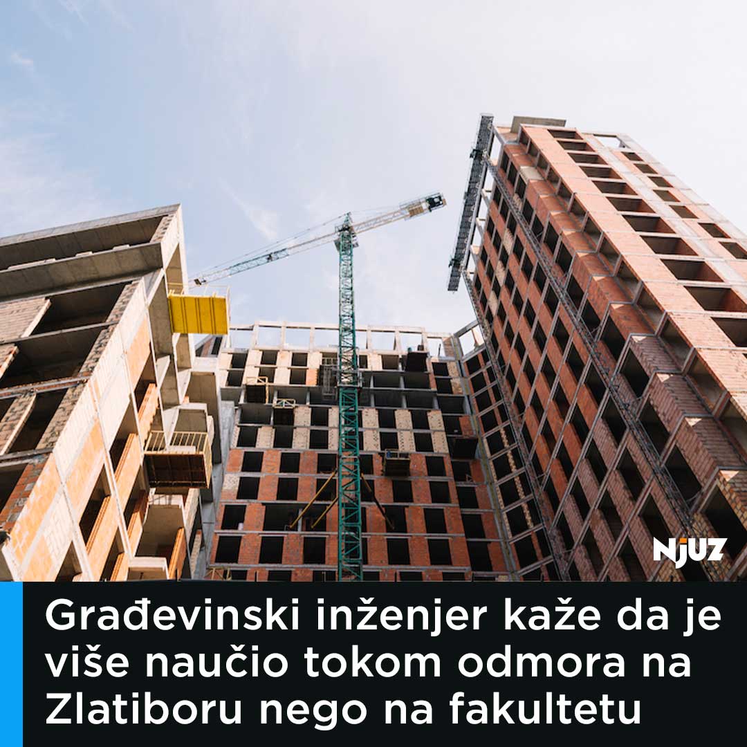 njuznet's tweet photo. Građevinski inženjer kaže da je više naučio tokom odmora na Zlatiboru nego na fakultetu

BEOGRAD, 4. septembar 2023, (Njuz) – Milan Jović (27) građevinski inženjer iz Beograda oduševljen je letovanjem na Zlatiboru koje je, po sopstvenim rečima, iskoristio da nadogradi znanja stečena tokom studiranja. Tokom desetodnevnog boravka na najpopularnijoj srpskoj planini, naučio je mnogo novih stvari i, iz prve ruke, se upoznao sa najmodernijim trendovima u građevinarstvu.

– Moram da priznam da sam bio malo skeptičan prema Zlatiboru, ali ono što sam tamo video me je potpuno raspametilo – ushićeno priča Milan. – Čim smo došli, shvatio sam da je ova planina nepravedno na lošem glasu. Svuda oko nas su se pružala nepregledna gradilišta, a kamioni sa betonom i građevinskim materijalom su svako malo prolazili uskim planinskim stazama – opisuje on prvi susret sa Zlatiborom. – Supruga je iznajmila apartman na desetom spratu jedne zgrade blizu centra, a pogled sa terase je bio prosto veličanstven. Svuda okolo su bili kranovi, mikseri su izlivali beton za nove temelje, a vazduh, ispunjen najfinijom prašinom, mi je prosto milovao pluća – ne krije svoje oduševljenje Milan. – Već u ranu zoru su me probudili veseli zvuci sa gradilišta pored naše zgrade. Ni kafa mi nije bila potrebna da se razbudim već sam odmah istrčao napolje i krenuo u razgledanje božanstvene okoline. Domaćini su bili više nego ljubazni i predusretljivi. Dopustili su mi da neometano zavirim u svaki kutak, podrobno proučim šta i kako grade, nadugačko i naširoko, do njastitnijih detalja, su mi objšnjavali detalje projekata. Ceo odmor sam proveo upijajući nova znanja, svakodnevno otkrivajući čudesnu lepotu ovog neverovatnog mesta – opisuje on svoj doživljaj Zlatibora.

Milan priznaje da je ovo iskustvo potpuno promenilo njegov pogled na sopstvenu profesiju i da je građenivarstvo počeo da posmatra iz potpuno drugog ugla.

– Da se razumemo, fakultet je neophodan da bi čovek naučio osnovne stvari, ali bez iskustva na terenu nemoguće je razumeti kompleksnost ovog posla. Sva znanja stečena tokom školovanja ne mogu da se mere sa onim što sam, na Zlatiboru, video i naučio za ovih deset dana – zaključio je on i iskoristio priliku da pozove sve svoje kolege da obavezno posete ovaj građevinarski dragulj.

Bojan Savić