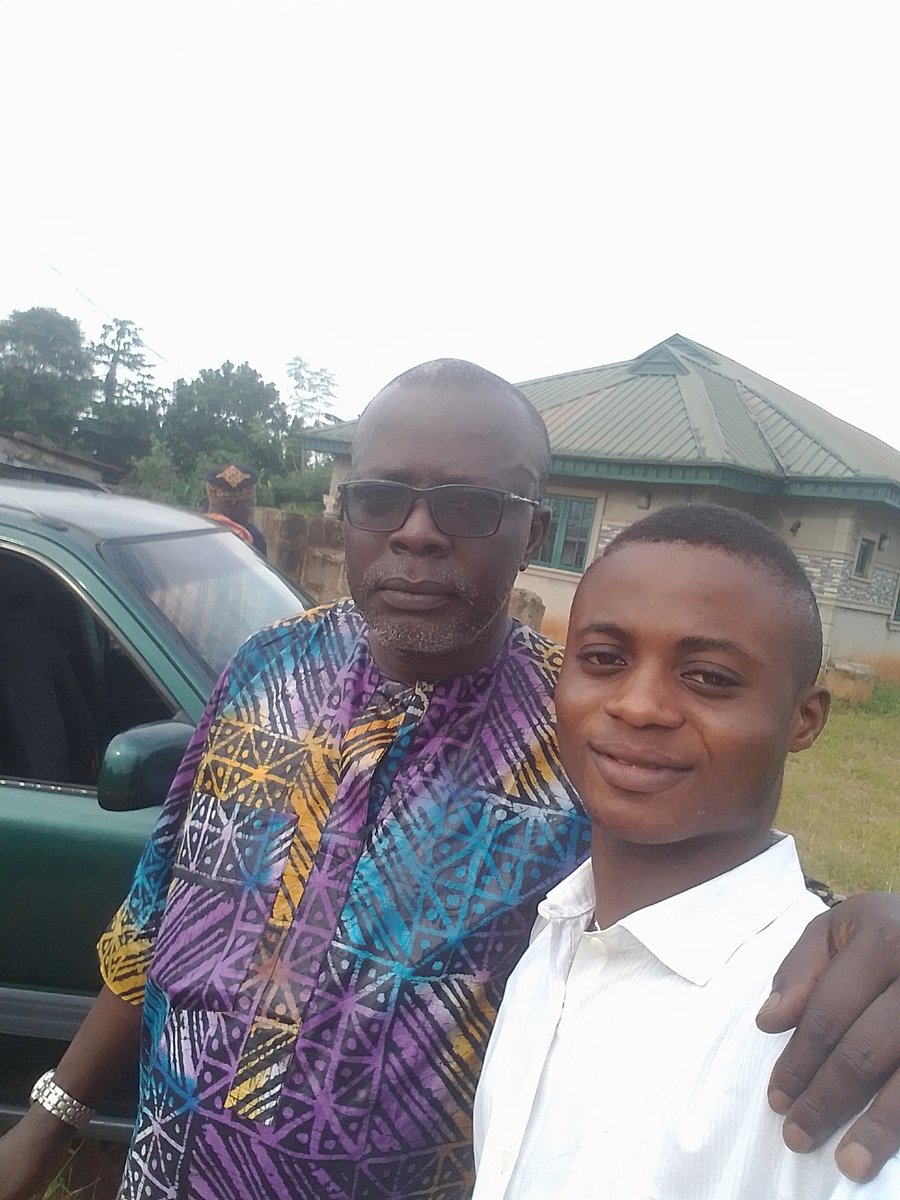 ComradeDanielJ1's tweet photo. With the last man standing this evening, Hon. Wale Adedayo (babalawo), Embattled Local Government chairman Ijebu East LG. Who regained freedom from the Department of state security service (DSS) custody ealier today. Thanks to everyone for speaking up! ✊🏻 https://t.co/TlgHZn1hUN