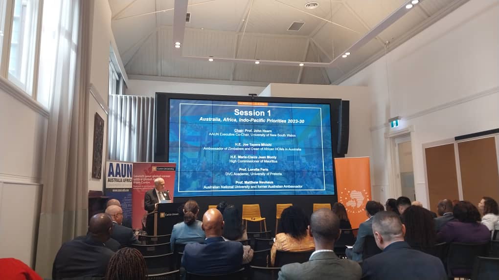 VC Prof <a href="/mdkayihura/">Prof. MD Kayihura</a> is taking part in Australia Africa Universities Network #AAUN taking place at <a href="/CurtinUni/">Curtin University</a> #Australia. The forum brings together 9 African varsities to discuss internationalization of the curriculum, students' experiences &amp; capacity building among others
