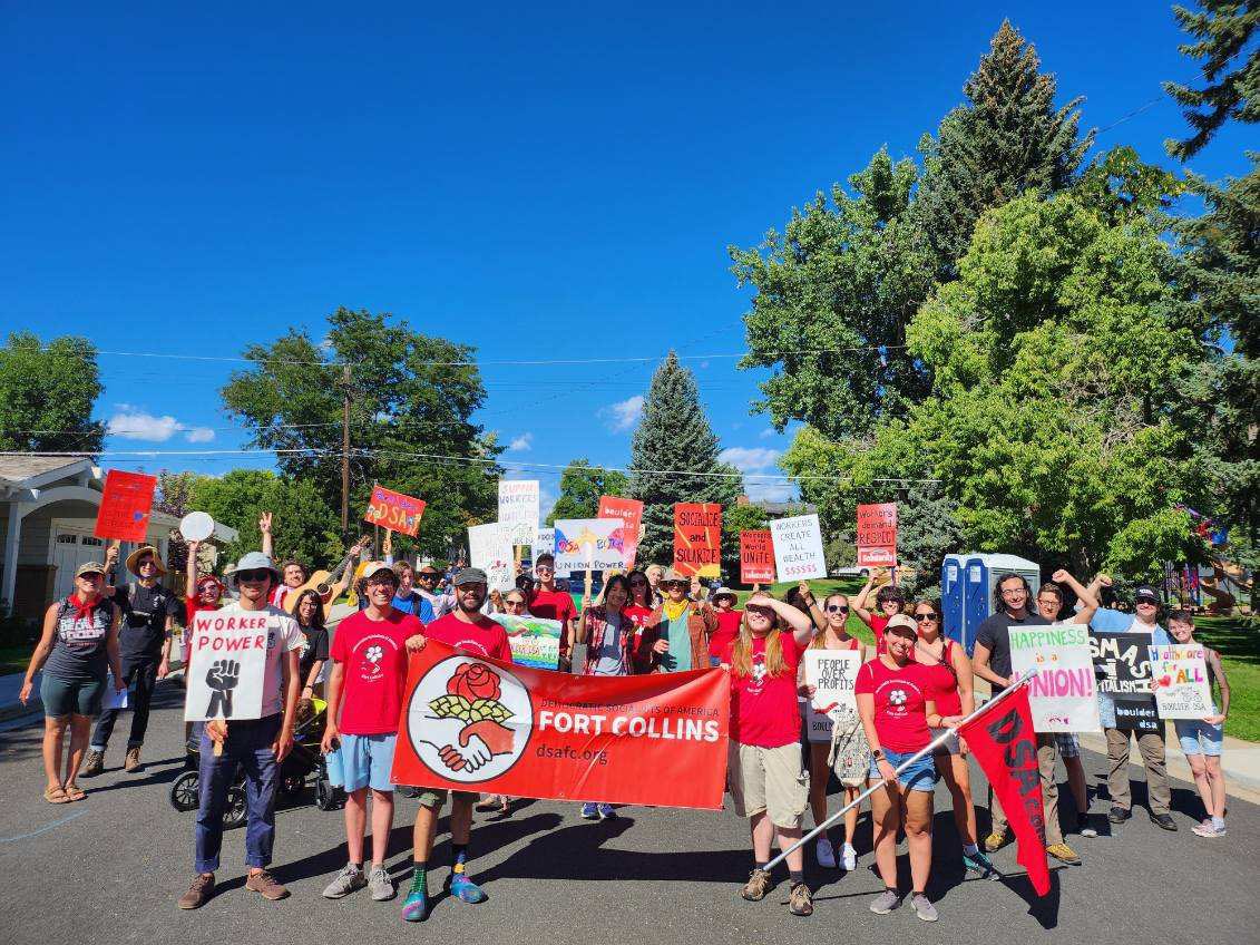 DSAFortCollins's tweet photo. DSA Fort Collins came together with CSU YDSA, @DSAdenver, @BoulderDSA, @cu_ydsa, and @SBWorkersUnited for the Louisville Labor Day Parade. We had a lot of fun making connections with socialists and labor leftists in our region and singing some classic labor tunes! https://t.co/H1qMqmsfH6