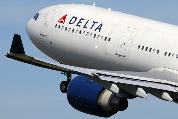 PopBase's tweet photo. Delta Airlines offered a woman $1,800 after they lost her dog at Hartsfield-Jackson Atlanta International Airport, according to the New York Post. https://t.co/vkIZkDKqsv