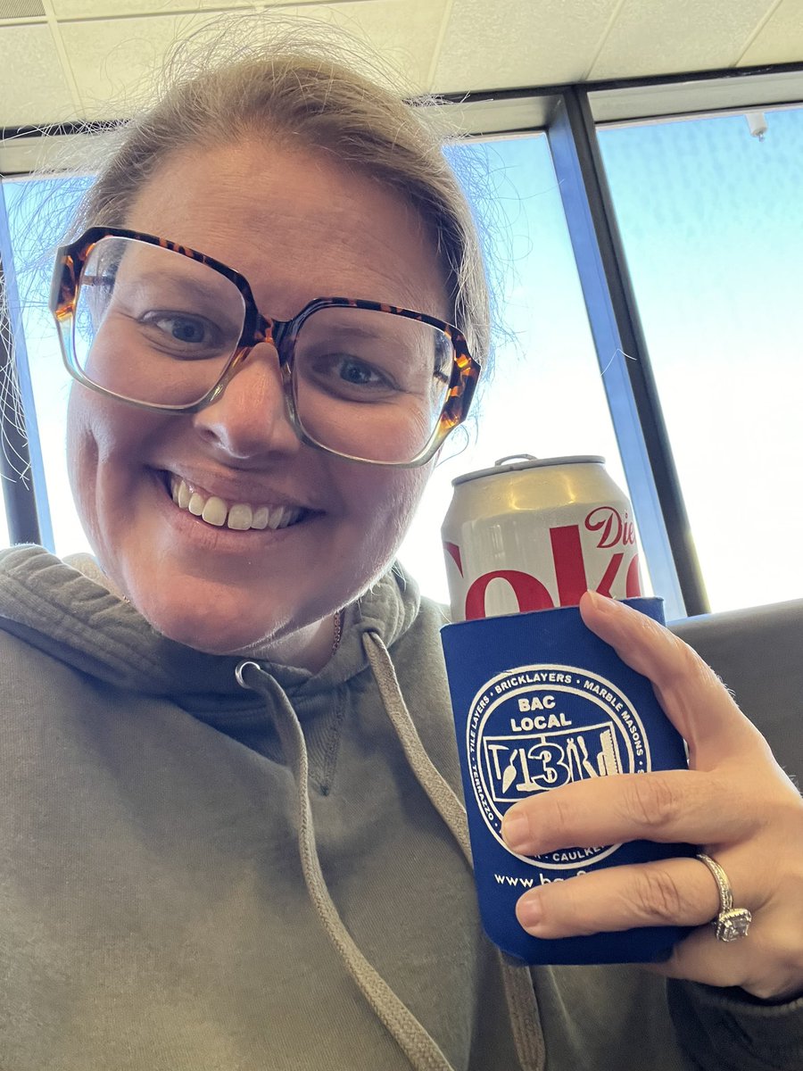 TrendellTeacher's tweet image. Happy Labor Day from this 5th generation allied craft worker. The backbone of our society has always and will always lie in the hard work of skilled labor of all kinds. From a tile setter to a teacher I have been Union strong 💪🏼 my whole life. #Local3 #ToledoOhio