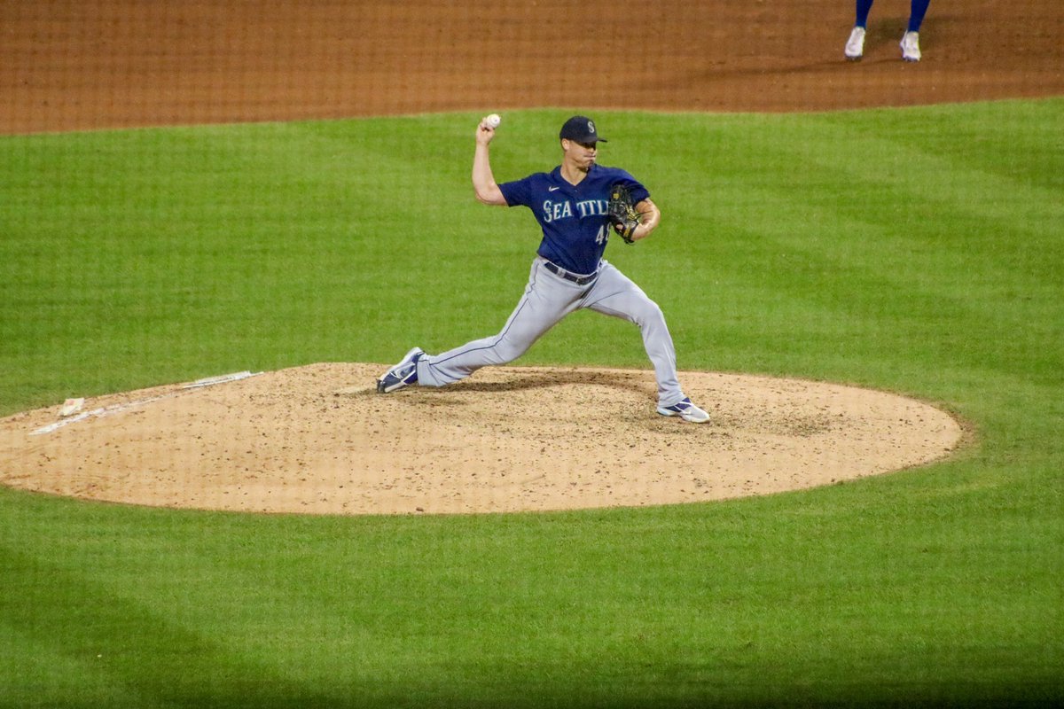 billythebatboy's tweet photo. Always great to see a true grinder make it to the big leagues‼️ I firsthand watched @Justin_Topa pitch in indy ball for a couple years before making it to the show. 

Multiple elbow surgeries and adverse situations couldn’t stop him! 

He’s currently a dominant force in the pen of the 1st place Seattle Mariners🔥🔥 Great to see him get the W and close out the game against the Mets 💪 

#baseball #adversity #mlb #mariners #motivation